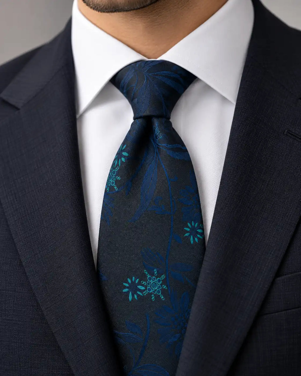 Tie 28