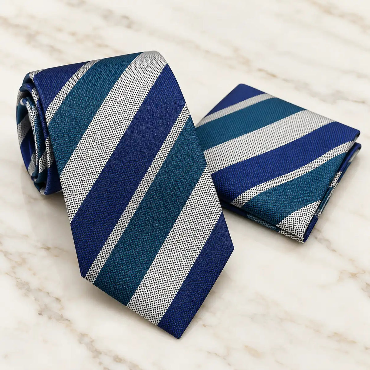 Tie 16